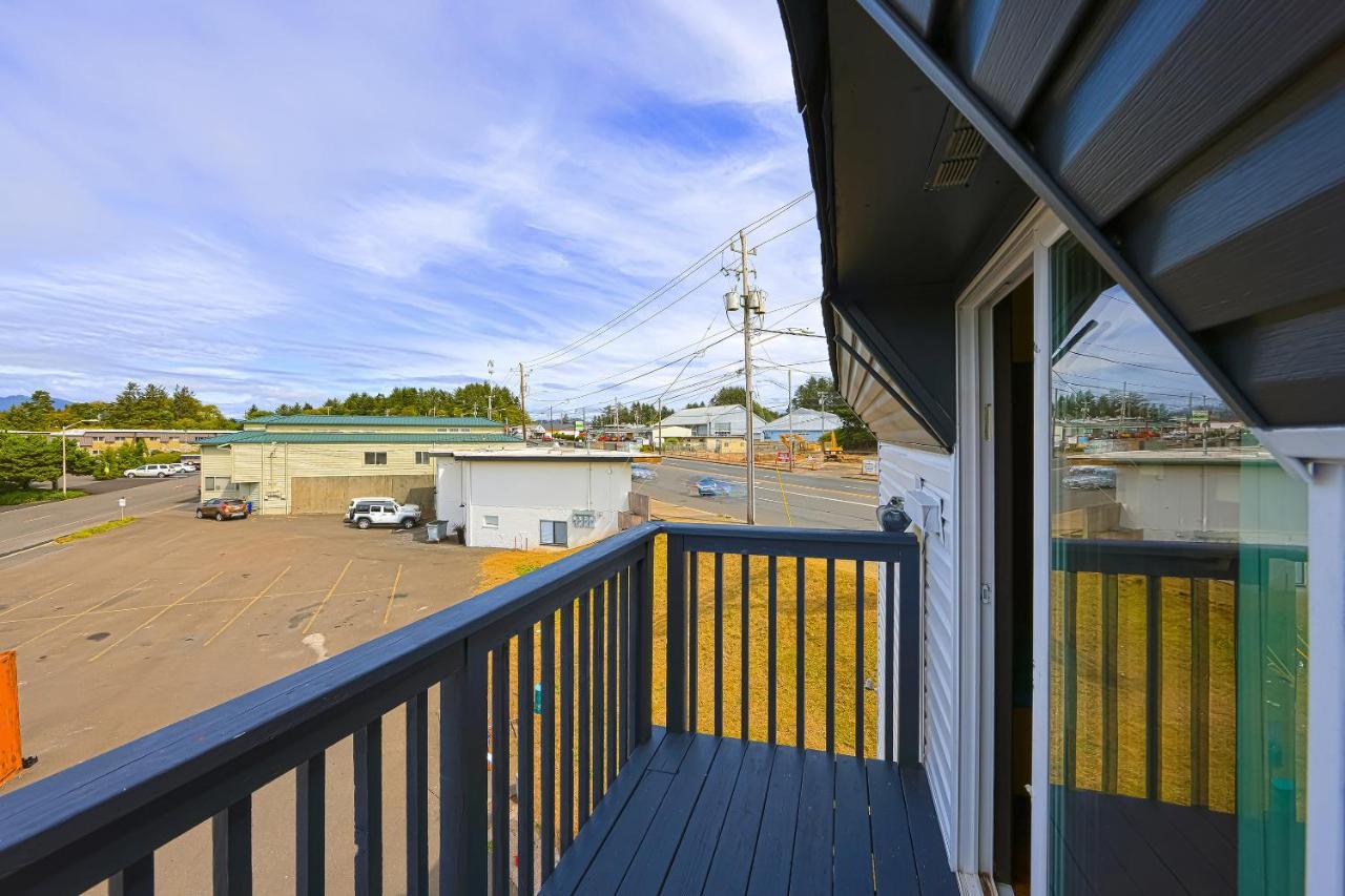 Coastal Inn By Oyo Lincoln City - Oregon Coast Hwy Exterior photo